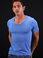 Hot muscle latin man Jamie